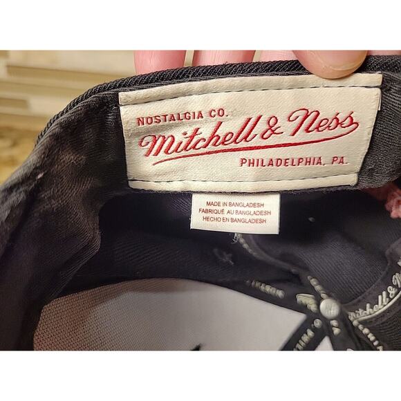 Chicago Bulls Hat Cap Mitchell & Ness NBA Basketball Snapback Adjustable - Picture 6 of 11